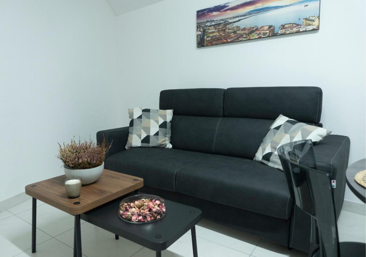 Vd Residential Apartment *